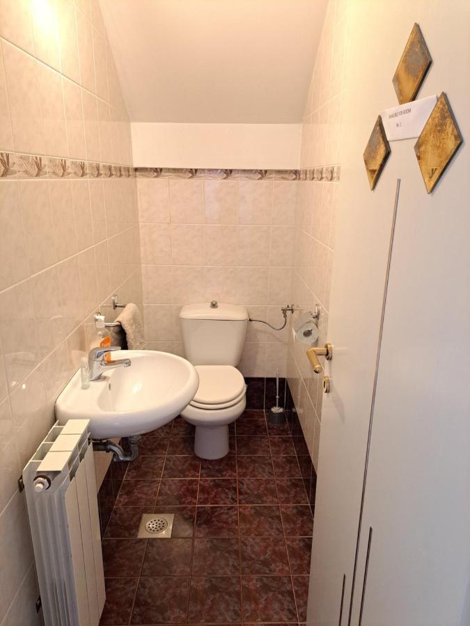 Rooms Cehovin Postojna Eksteriør bilde